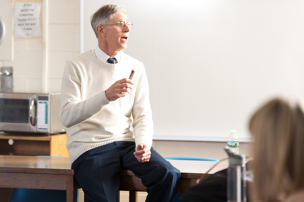 Dr. Steven Greenberg teaching and Elementary Education class