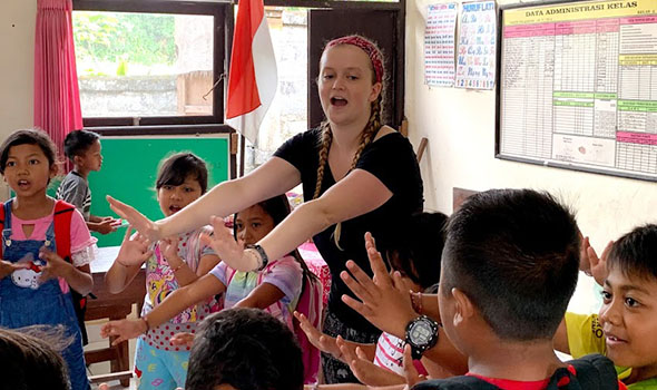 fulbright-lathrop-cta-0822.jpg Riley Lathrop, '20, teaching movement with a classroom of students in Indonesia