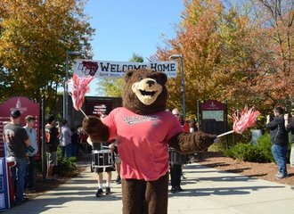Bristaco the bear at Homecoming