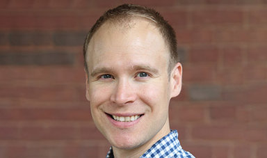 Dr. Ian Saxine