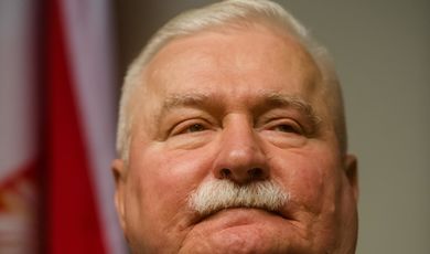 Lech Walesa - Dialogues in Democracy