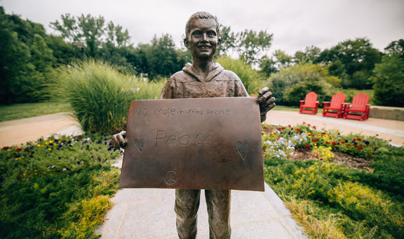 Martin Richard statue