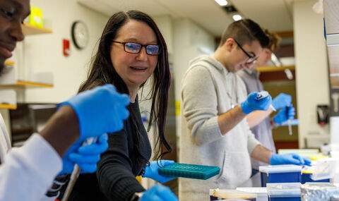 undergraduate biology lab