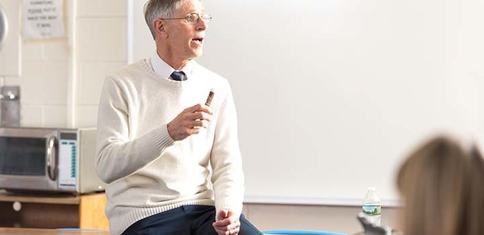 Professor Steve Greenberg teaching class