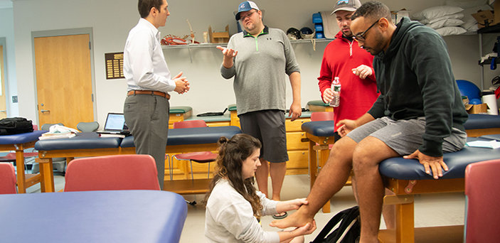 An athletic training class