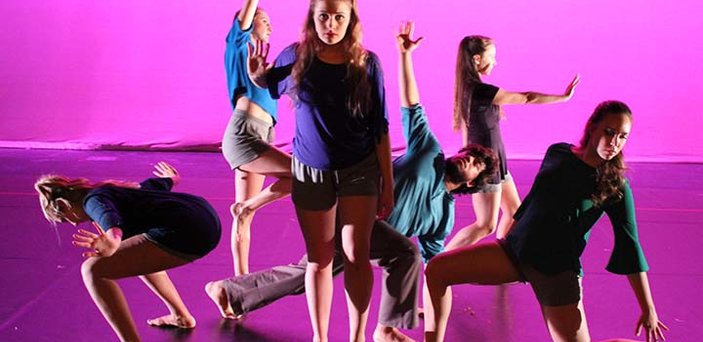 Dance performance Dance performance