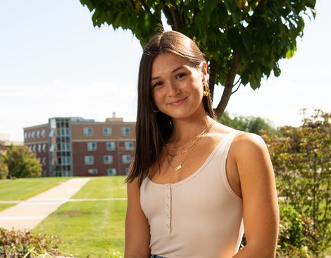 Social media influencer Maggie McDonald on the BSU campus Social media influencer Maggie McDonald on the BSU campus