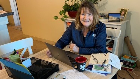 Dr. Jeanne Ingle at her dining room table