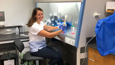 Mel Carmichael, '20 working in lab