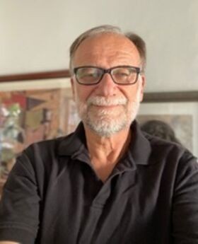 Dr. Peter Sietins headshot photo
